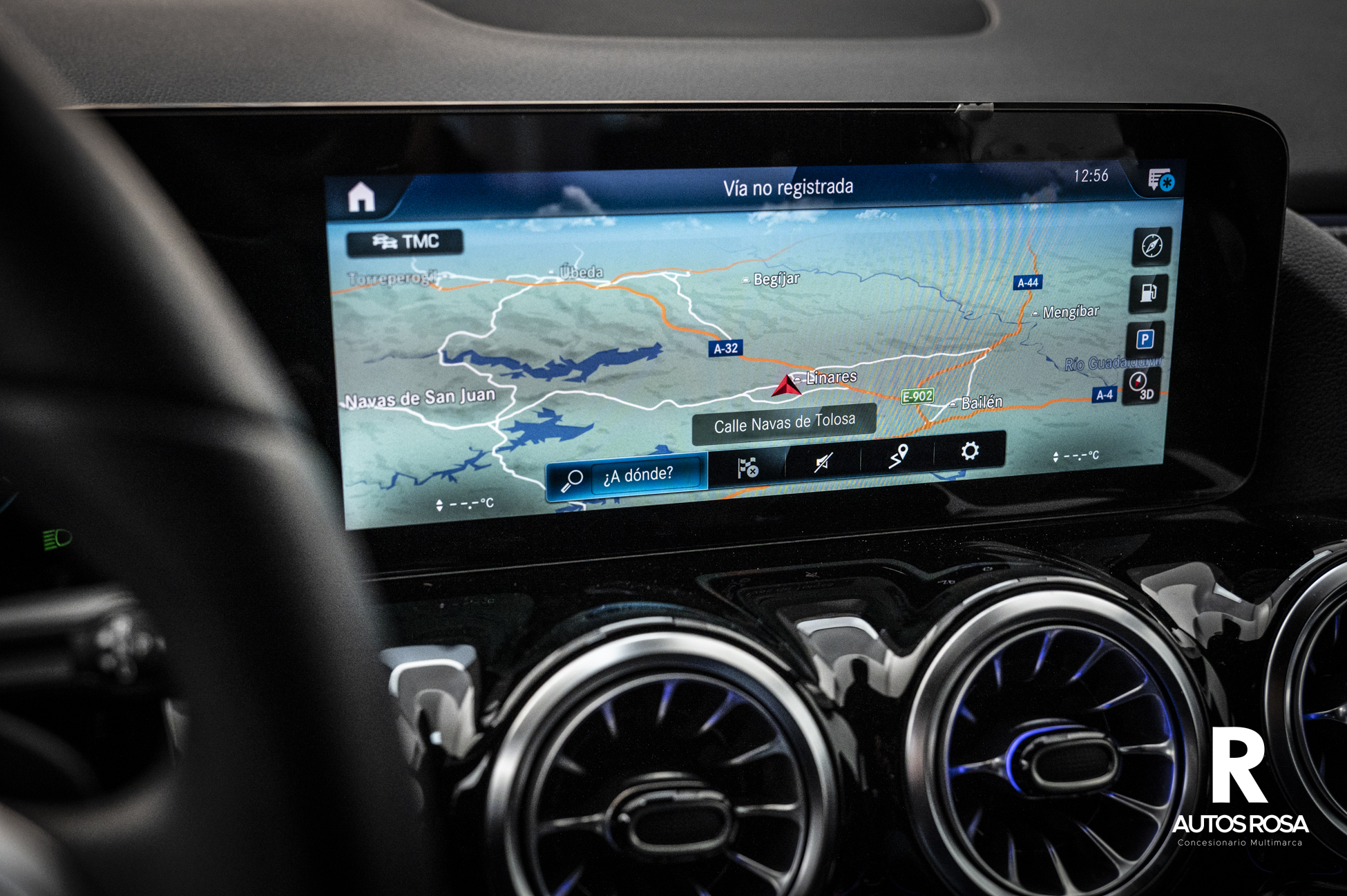 
								MERCEDES-BENZ GLA 180 Progesive completo									