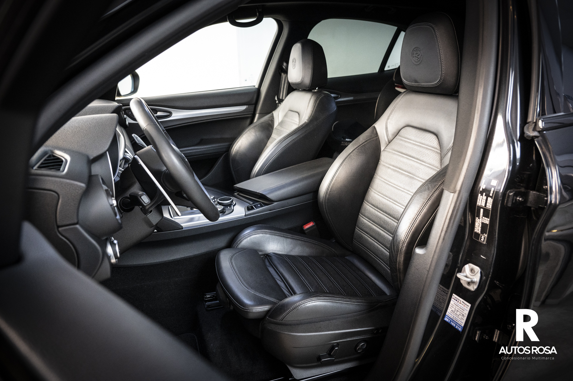 
								ALFA ROMEO STELVIO 2.2 EXECUTIVE Q4 completo									