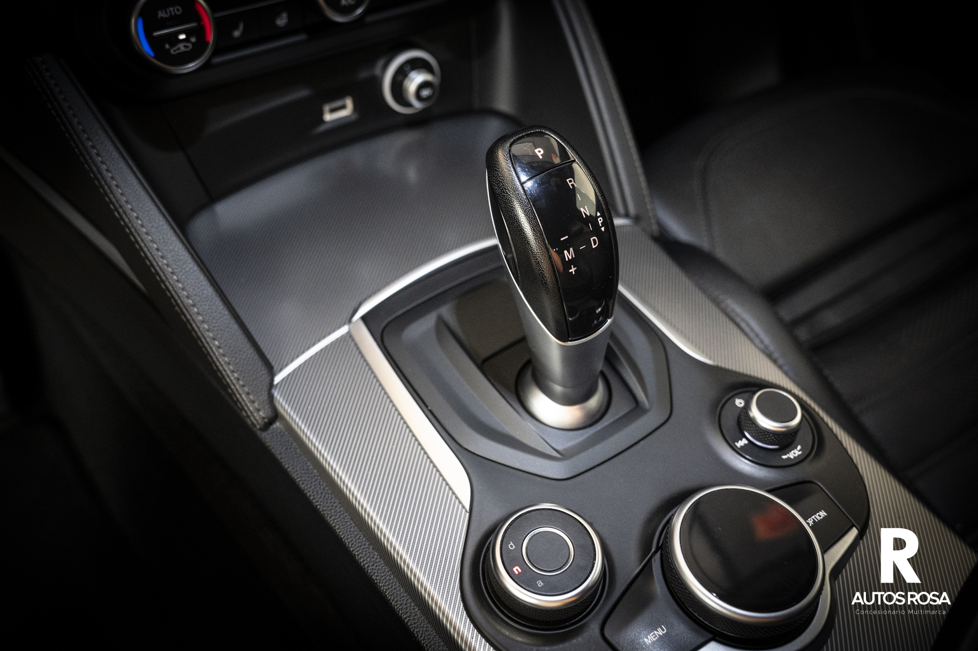 
								ALFA ROMEO STELVIO 2.2 EXECUTIVE Q4 completo									