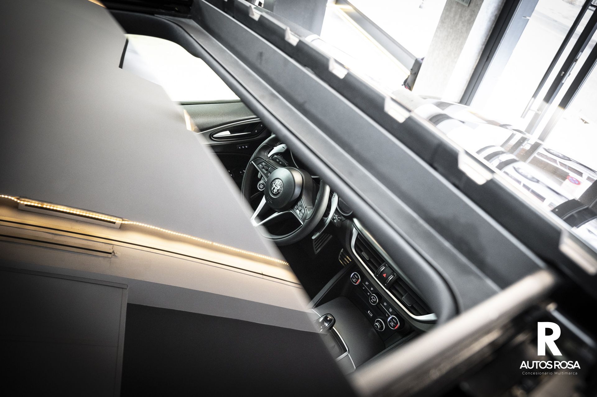 
								ALFA ROMEO STELVIO 2.2 EXECUTIVE Q4 completo									