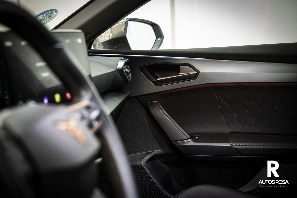 
								Cupra Leon 1.5 TSI 150c.v DSG Mild Hybrid completo									