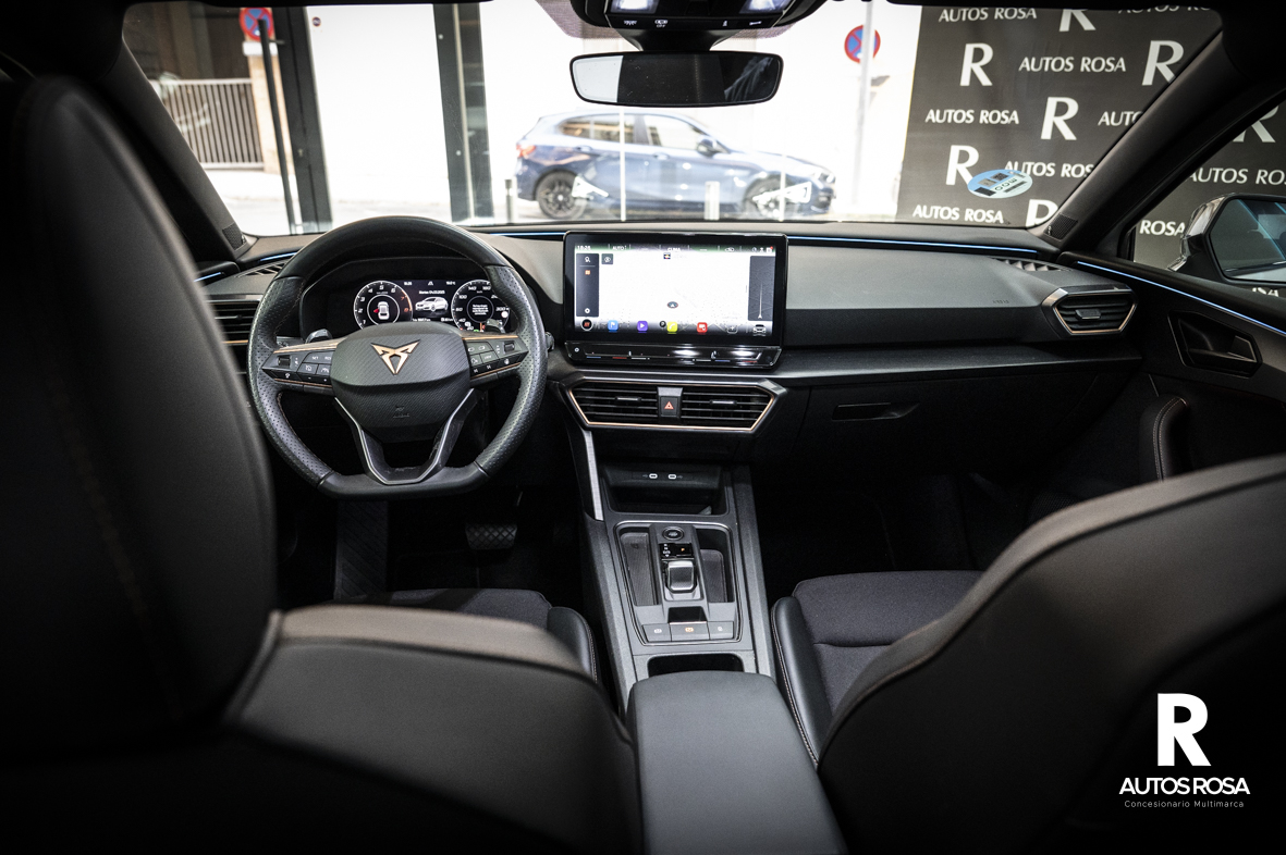 
								Cupra Leon 1.5 TSI 150c.v DSG Mild Hybrid completo									