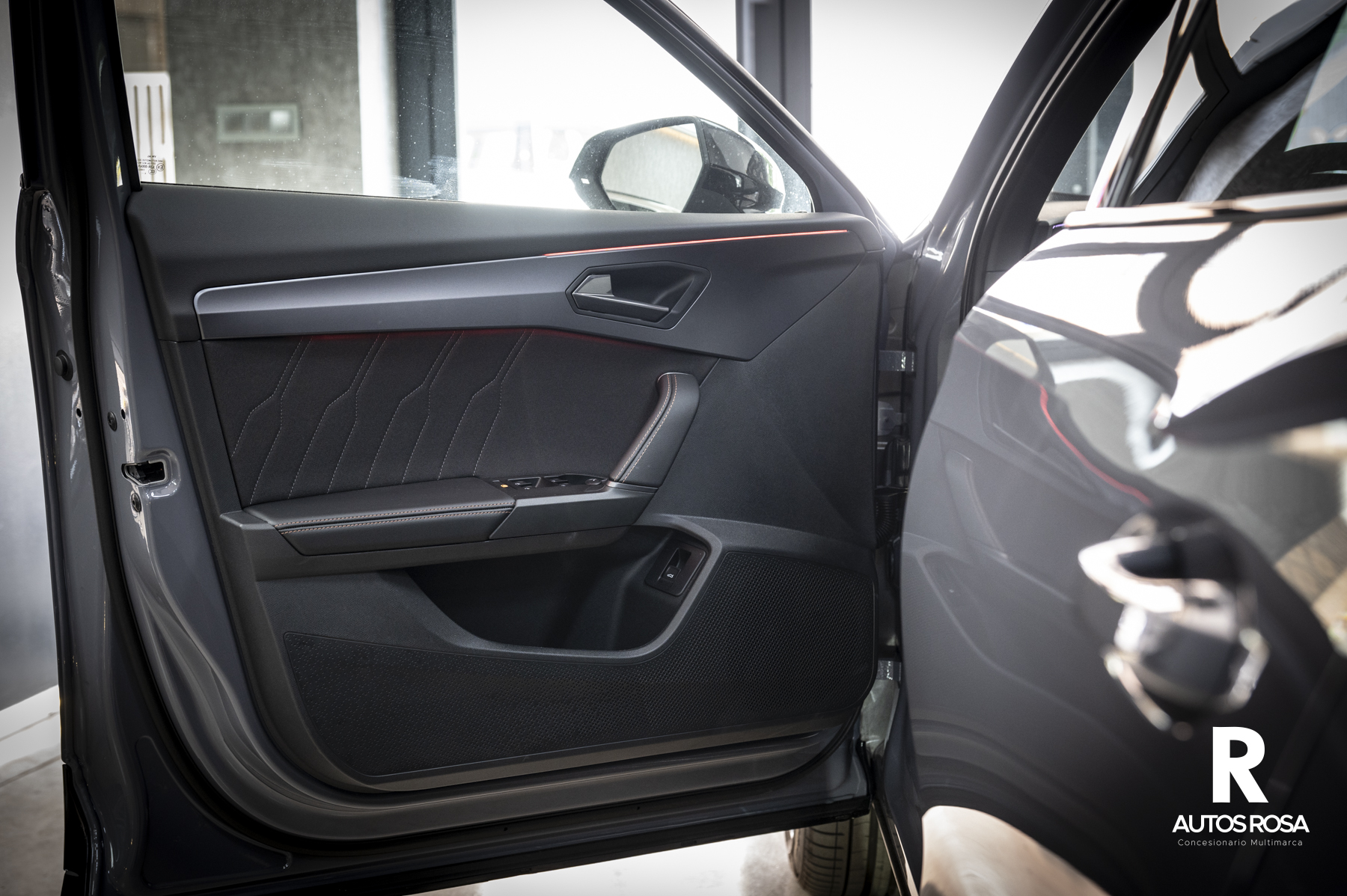 
								CUPRA FORMENTOR 1.5 eTSI 150 C.V DSG completo									