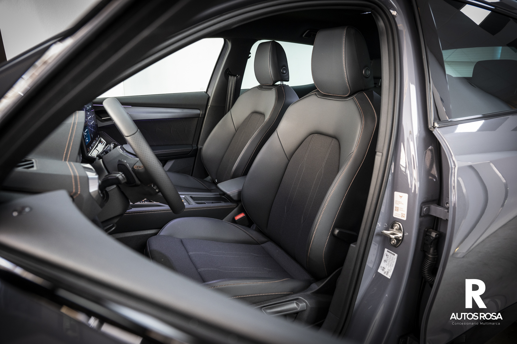 
								CUPRA FORMENTOR 1.5 eTSI 150 C.V DSG completo									