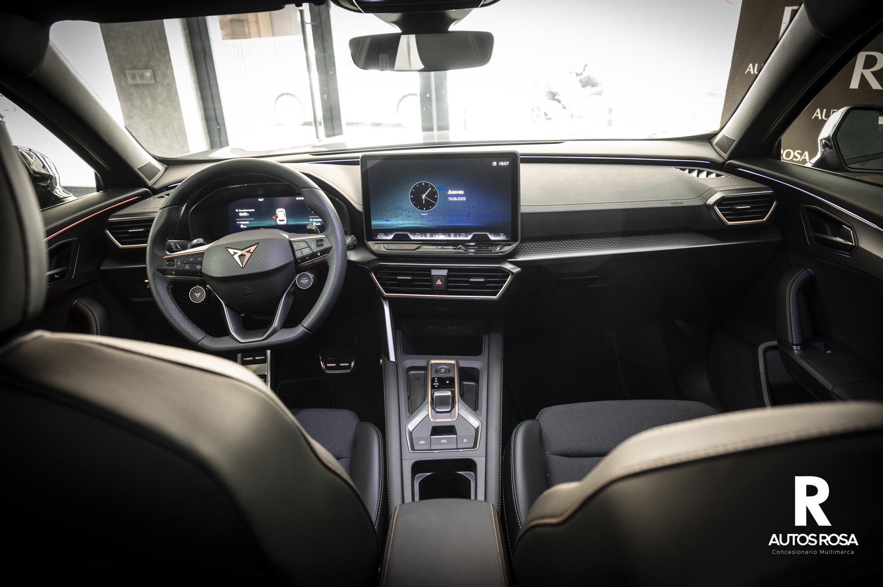 
								CUPRA FORMENTOR 1.5 eTSI 150 C.V DSG completo									