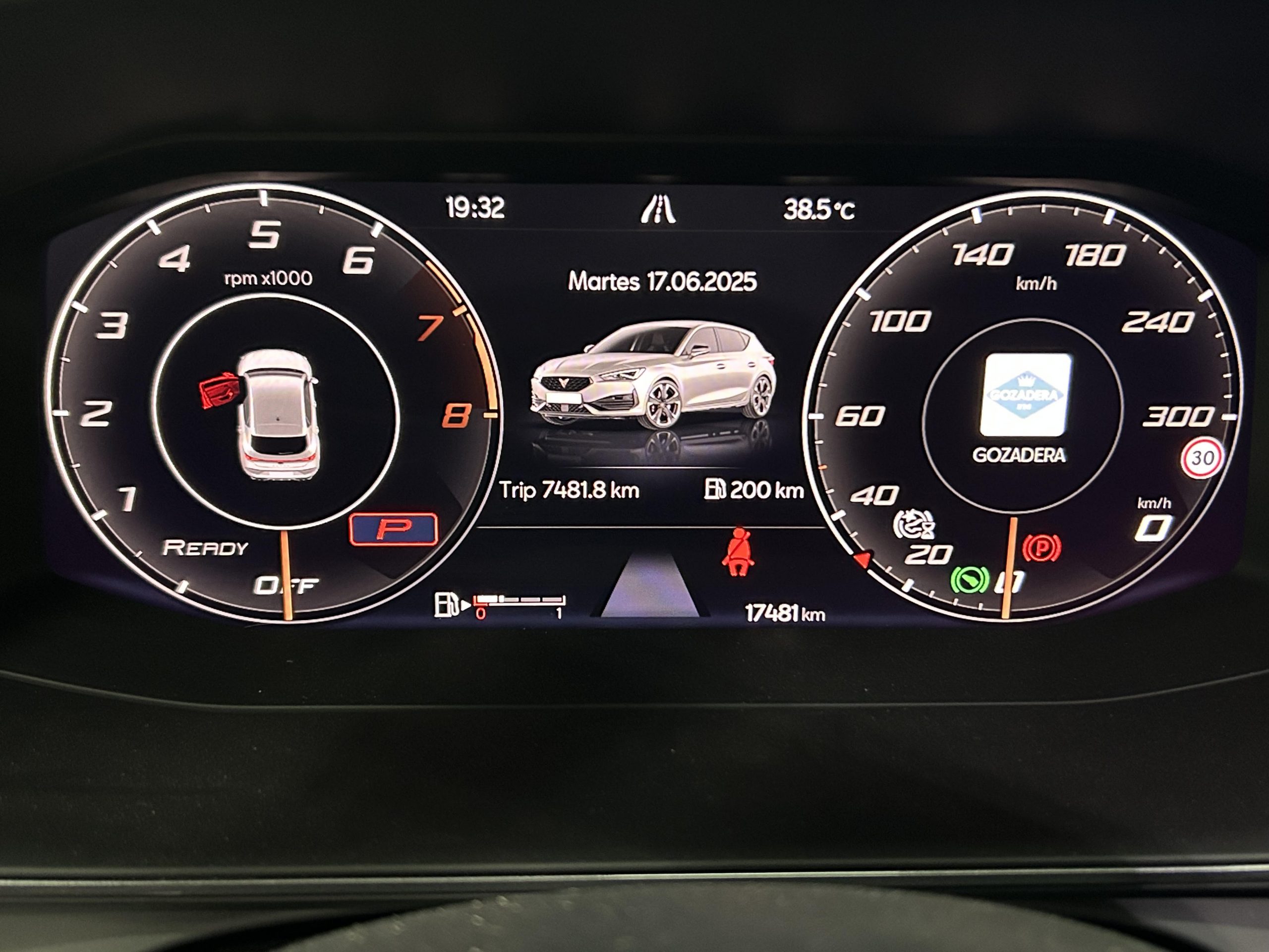 
								Cupra Leon 1.5 TSI 150c.v DSG Mild Hybrid completo									