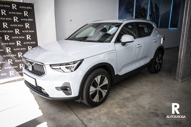 VOLVO XC40 1.5 T4 Recharge PHEV Core Auto