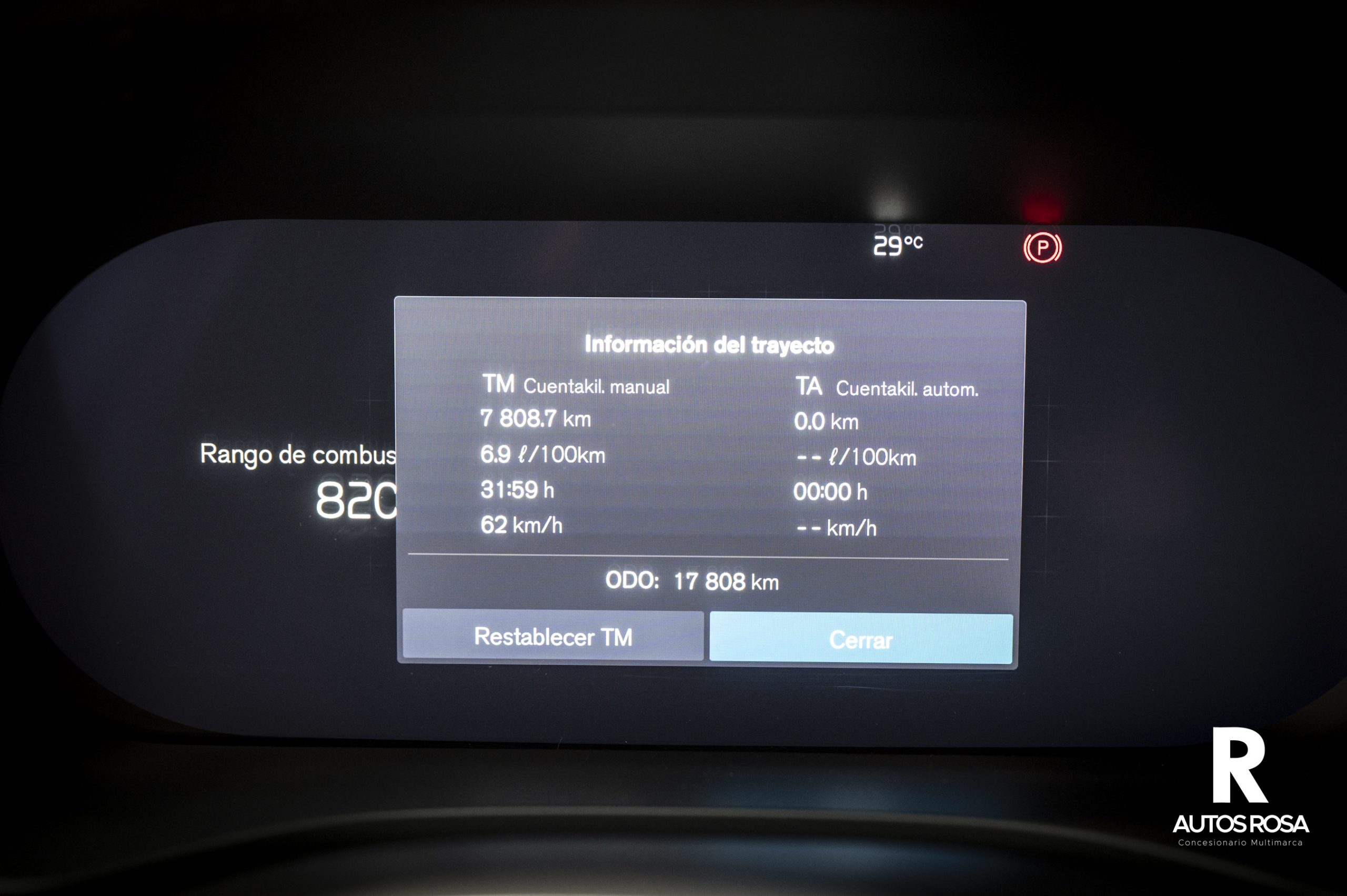 
								XC60 2.0 B4 D CORE AUTO 197 5P completo									