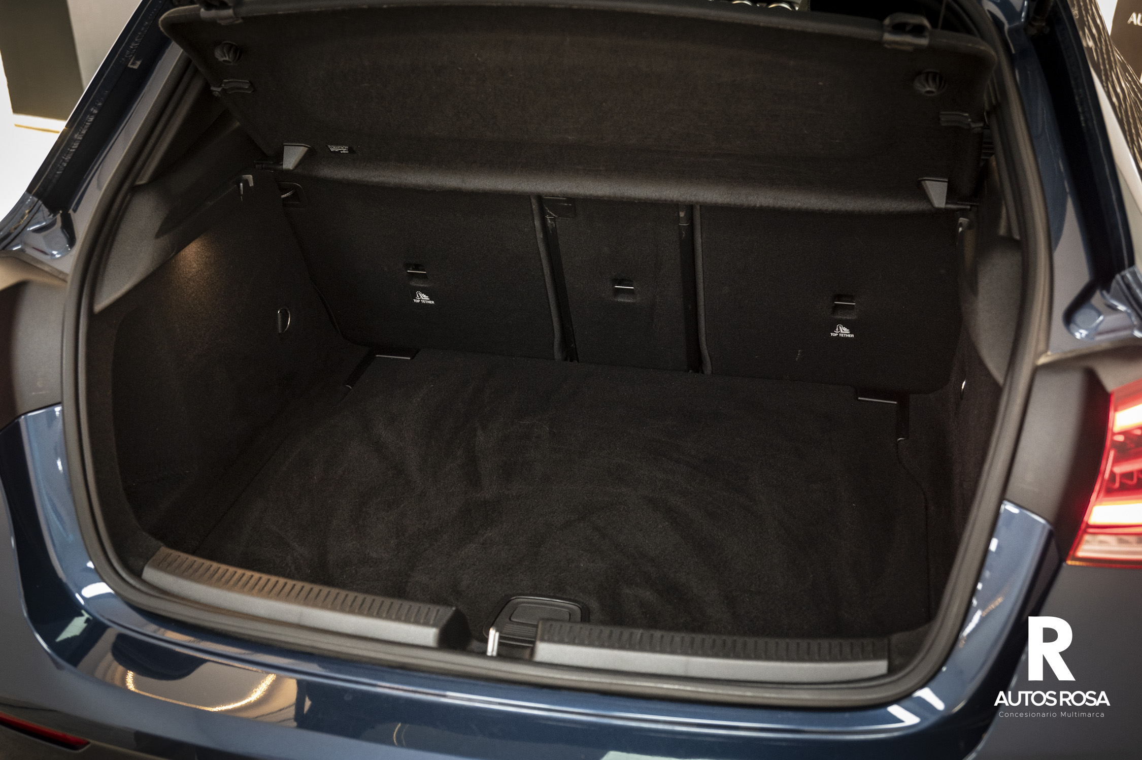 
								Mercedes-Benz Clase A 180d Edition completo									