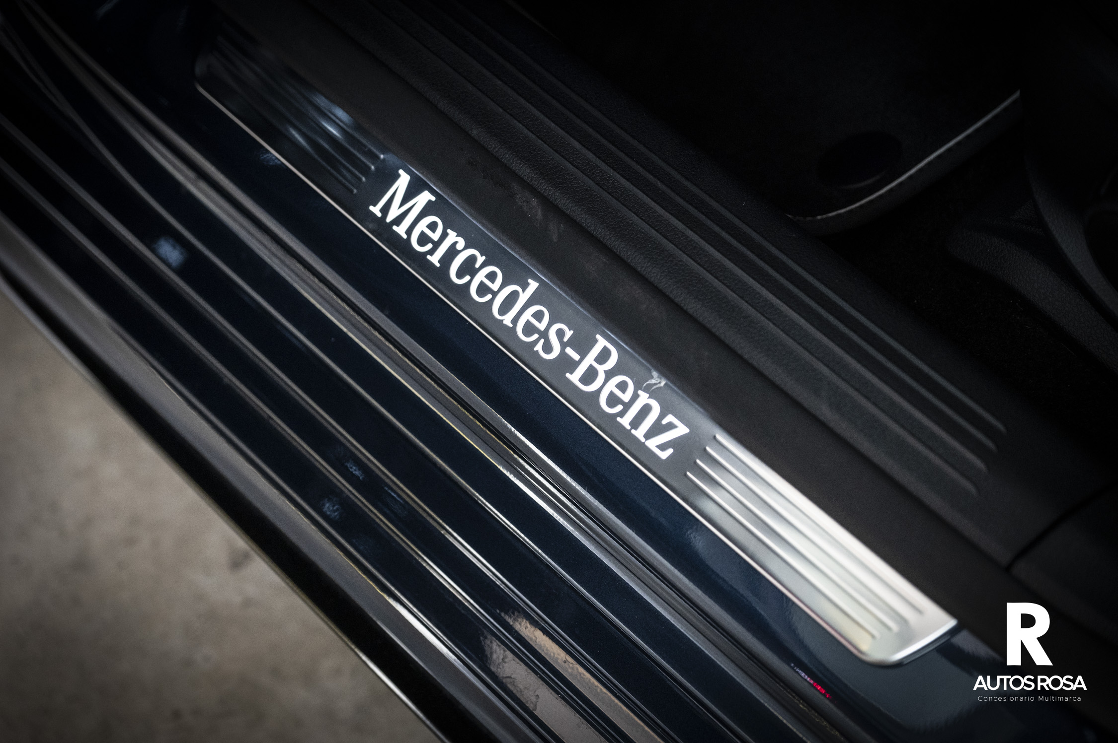 
								Mercedes-Benz Clase A 180d Edition completo									