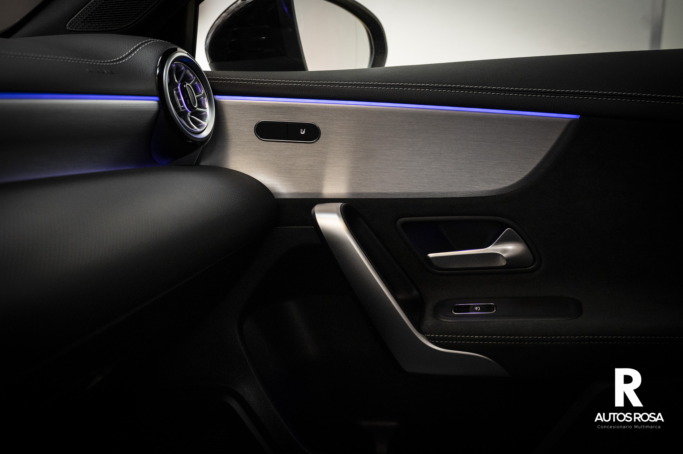 
								Mercedes-Benz Clase A 180d Edition completo									