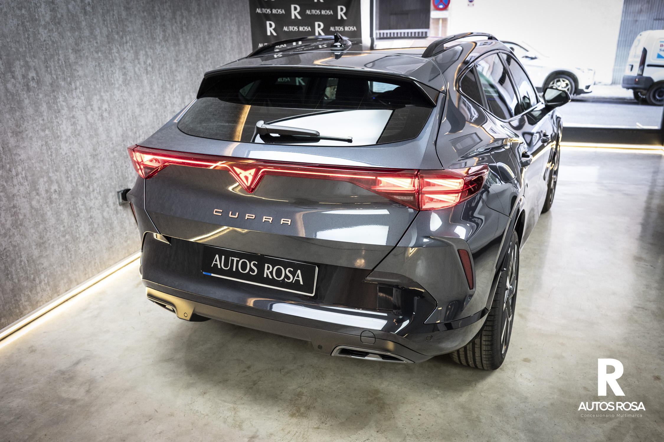 
								CUPRA Formentor 1.5 eTSI 150 CV DSG completo									