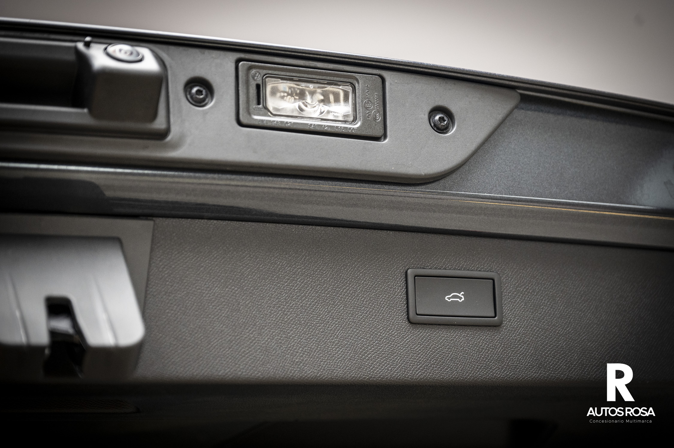 
								CUPRA Formentor 1.5 eTSI 150 CV DSG completo									