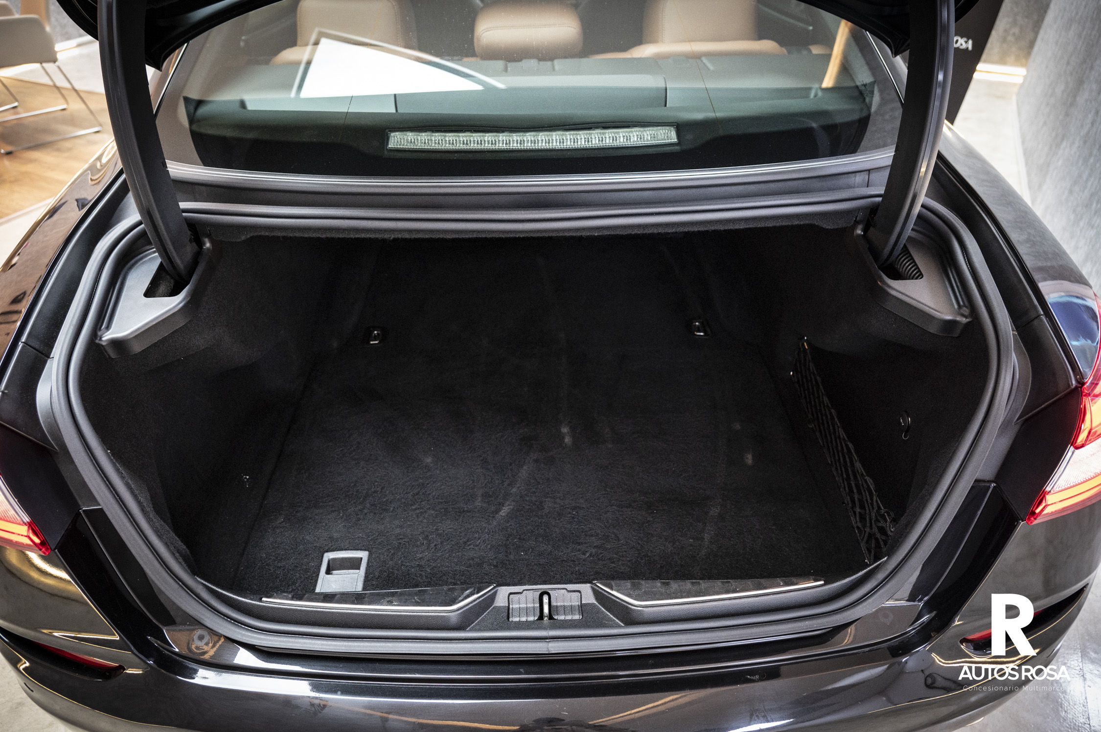 
								MASERATI Quattroporte 3.0 V6 Diesel 275cv completo									