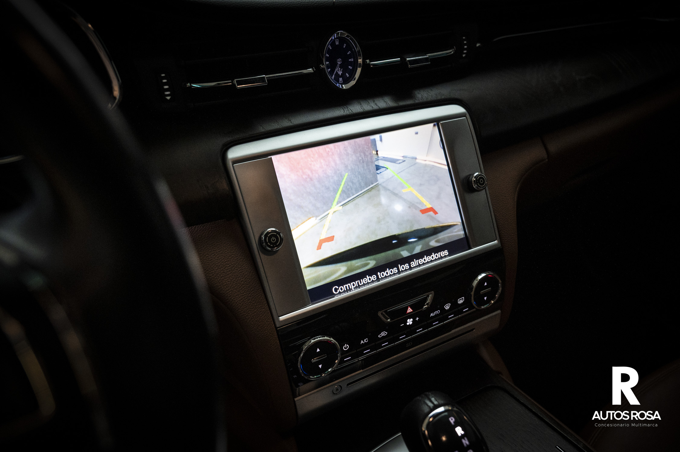 
								MASERATI Quattroporte 3.0 V6 Diesel 275cv completo									