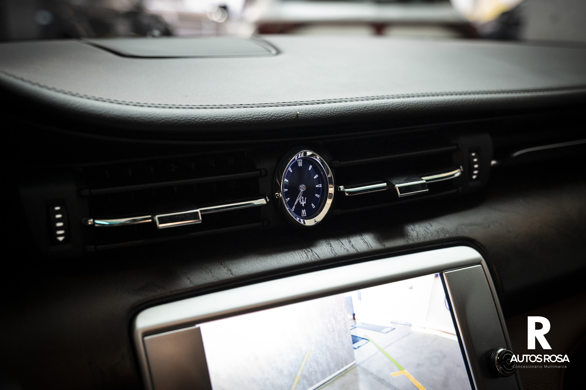 
								MASERATI Quattroporte 3.0 V6 Diesel 275cv completo									