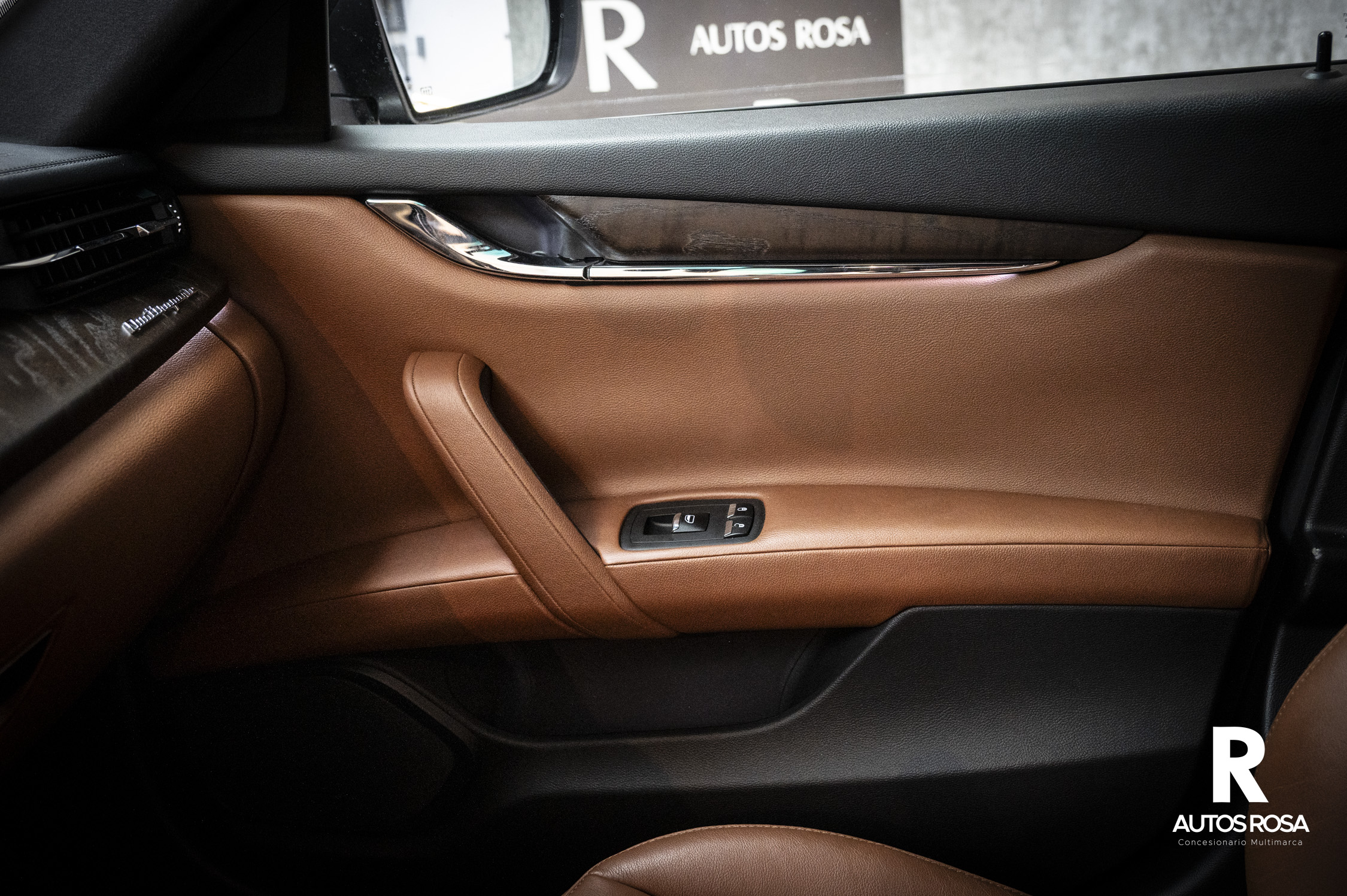 
								MASERATI Quattroporte 3.0 V6 Diesel 275cv completo									