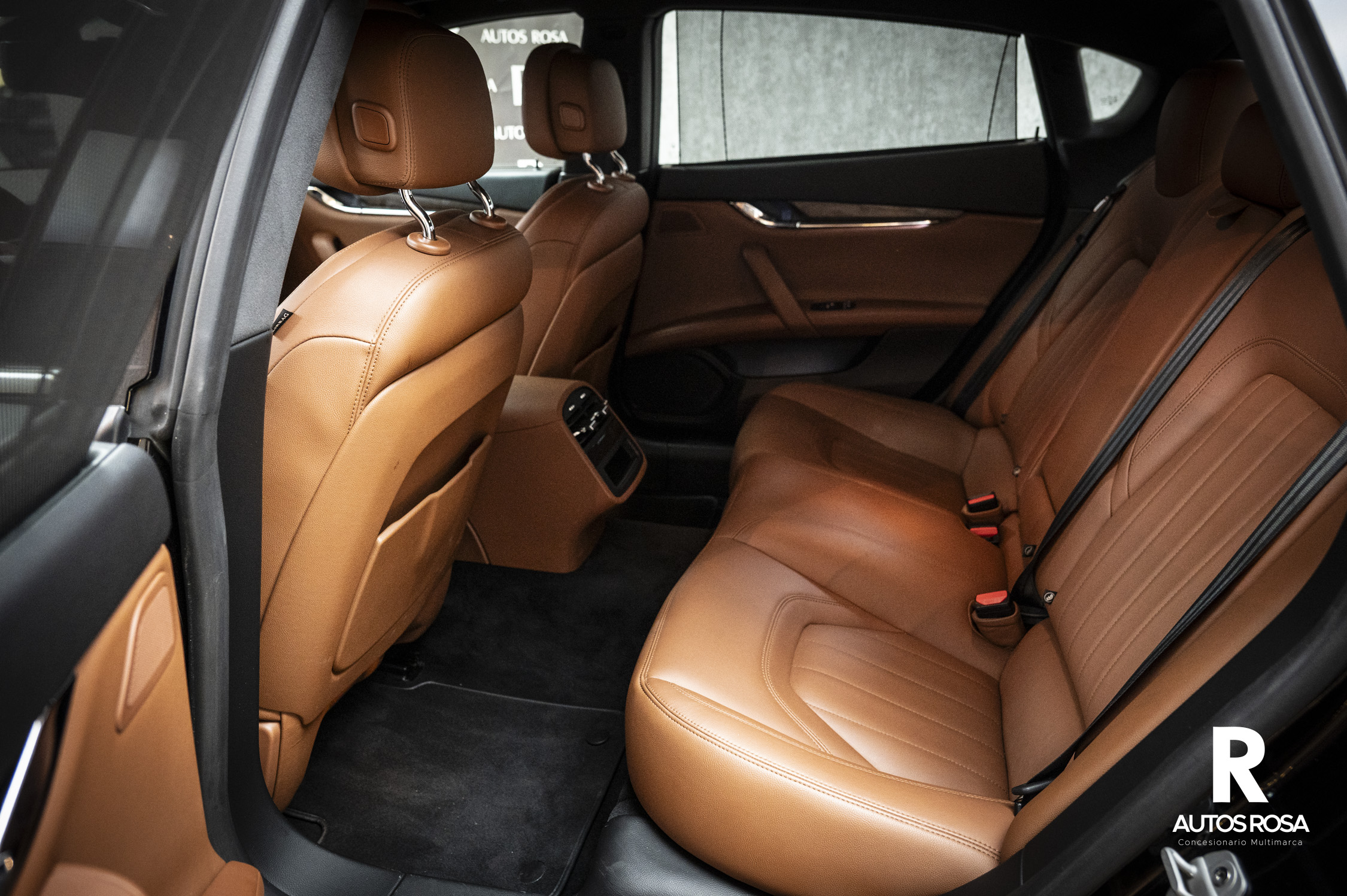 
								MASERATI Quattroporte 3.0 V6 Diesel 275cv completo									