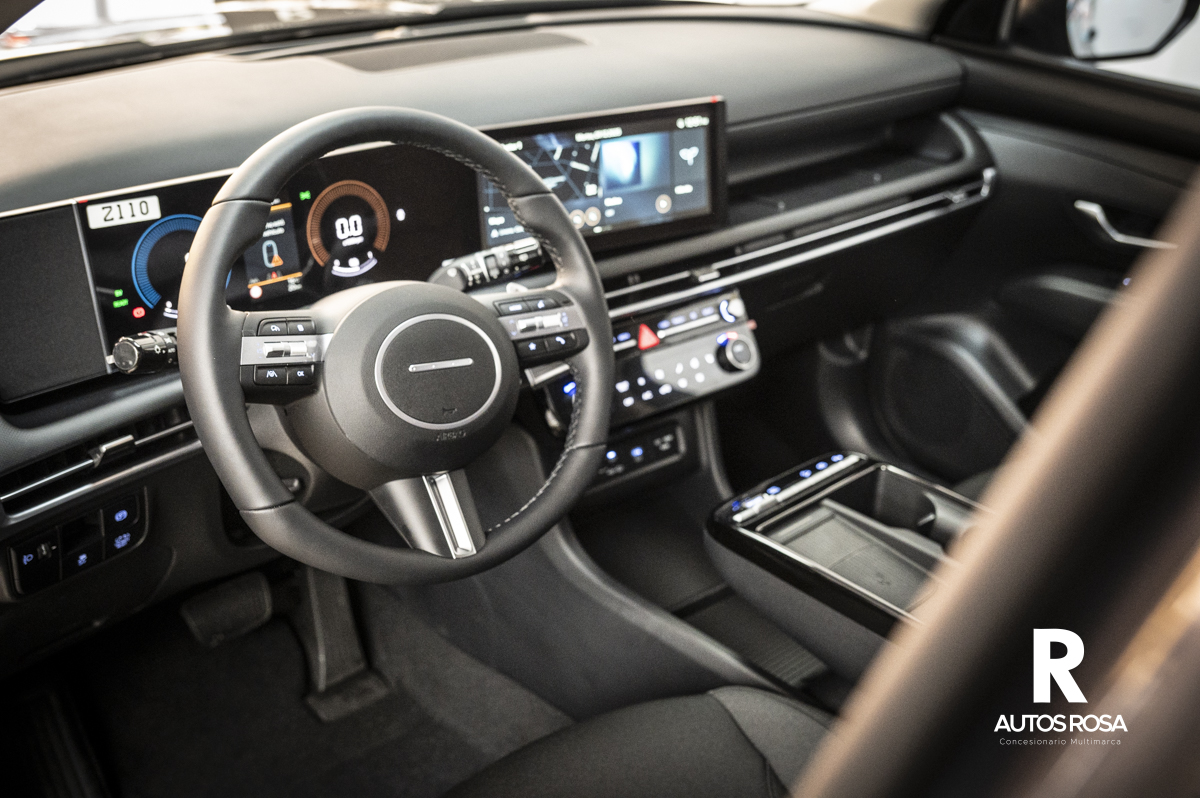 
								Hyundai Tucson TH Hybrid 1.6  T 215 C.V completo									