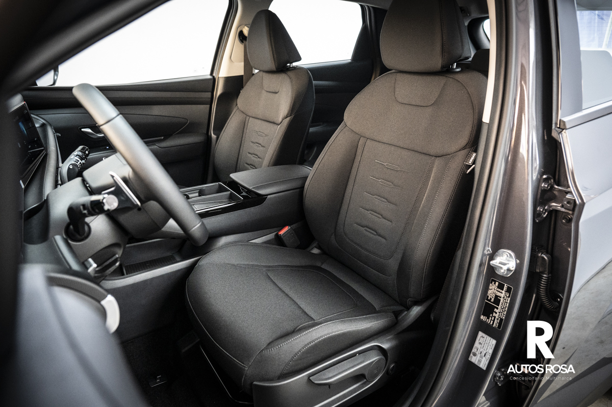 
								Hyundai Tucson TH Hybrid 1.6  T 215 C.V completo									