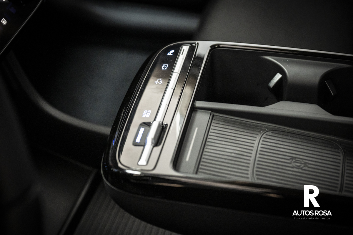 
								Hyundai Tucson TH Hybrid 1.6  T 215 C.V completo									