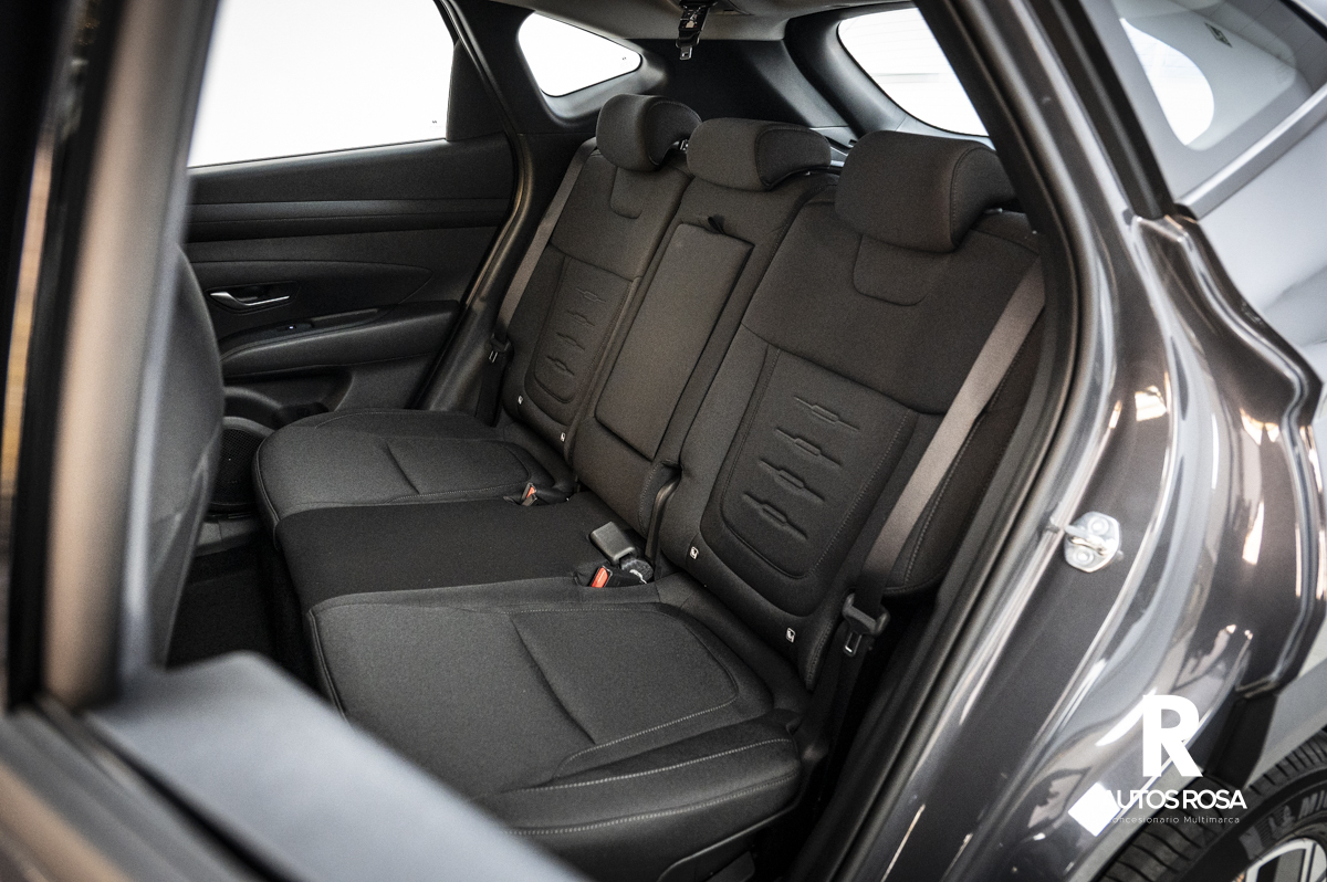 
								Hyundai Tucson TH Hybrid 1.6  T 215 C.V completo									