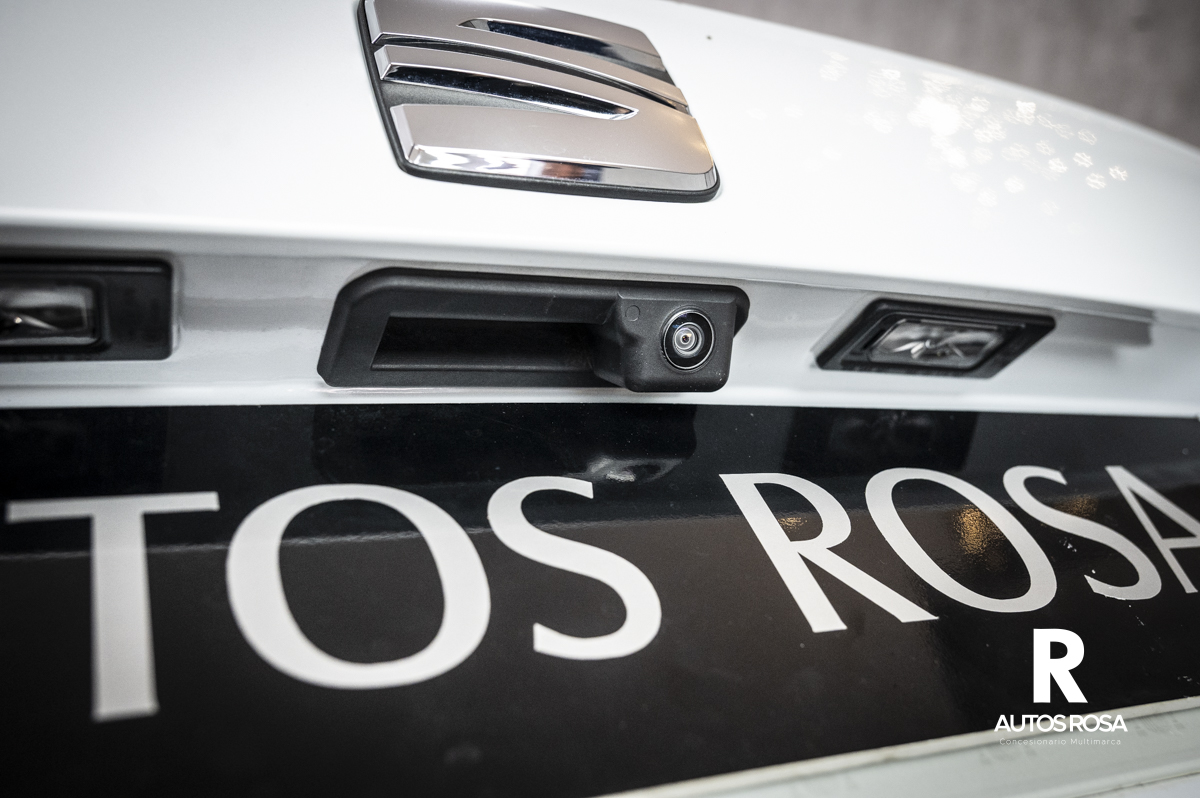 
								SEAT Arona 1.0 TSI 85kW 115CV FR Special Edition completo									