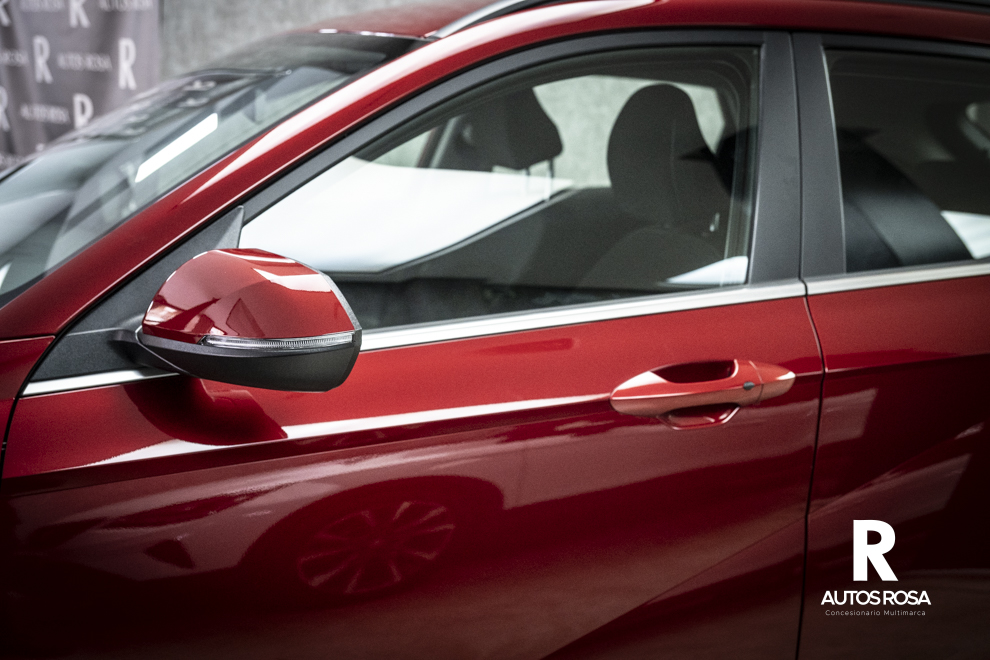 
								Hyundai Kona 1.6 T-GDi 150 CV DT XLS Ultimate Red completo									