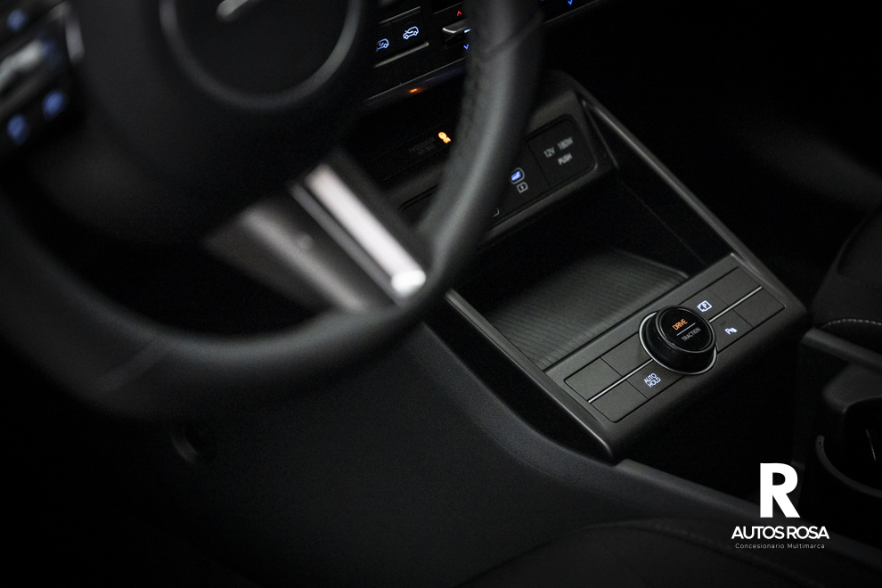 
								Hyundai Kona 1.6 T-GDi 150 CV DT XLS Ultimate Red completo									