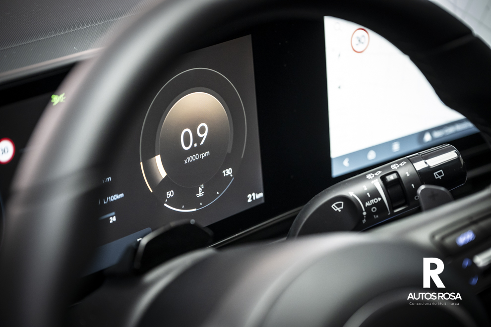 
								Hyundai Kona 1.6 T-GDi 150 CV DT XLS Ultimate Red completo									