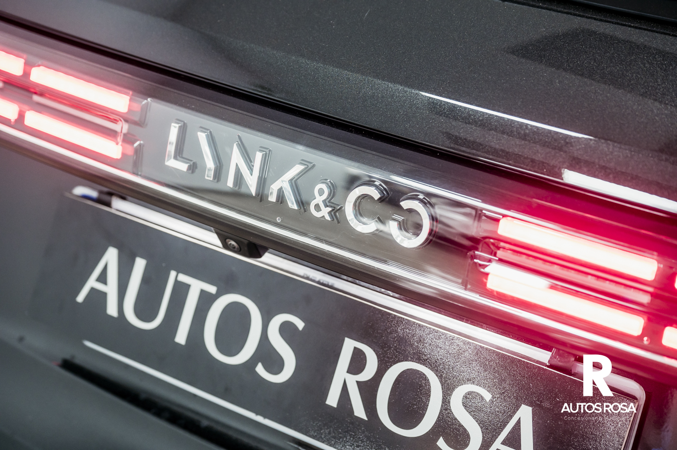 
								Lynk & Co 01 1.5 PHEV More 276 CV SPARKLING BLACK completo									