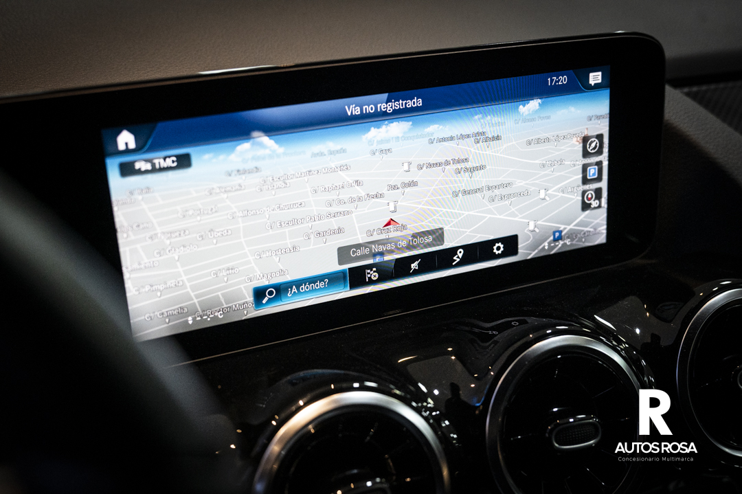 
								Mercedes-Benz GLA 200 D 150 CV AMG Line completo									