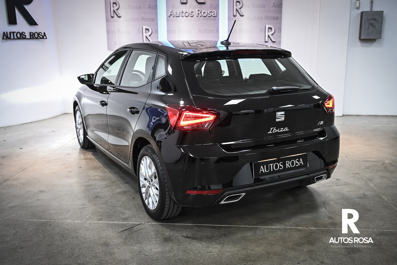 
								Seat Ibiza FR XM completo									