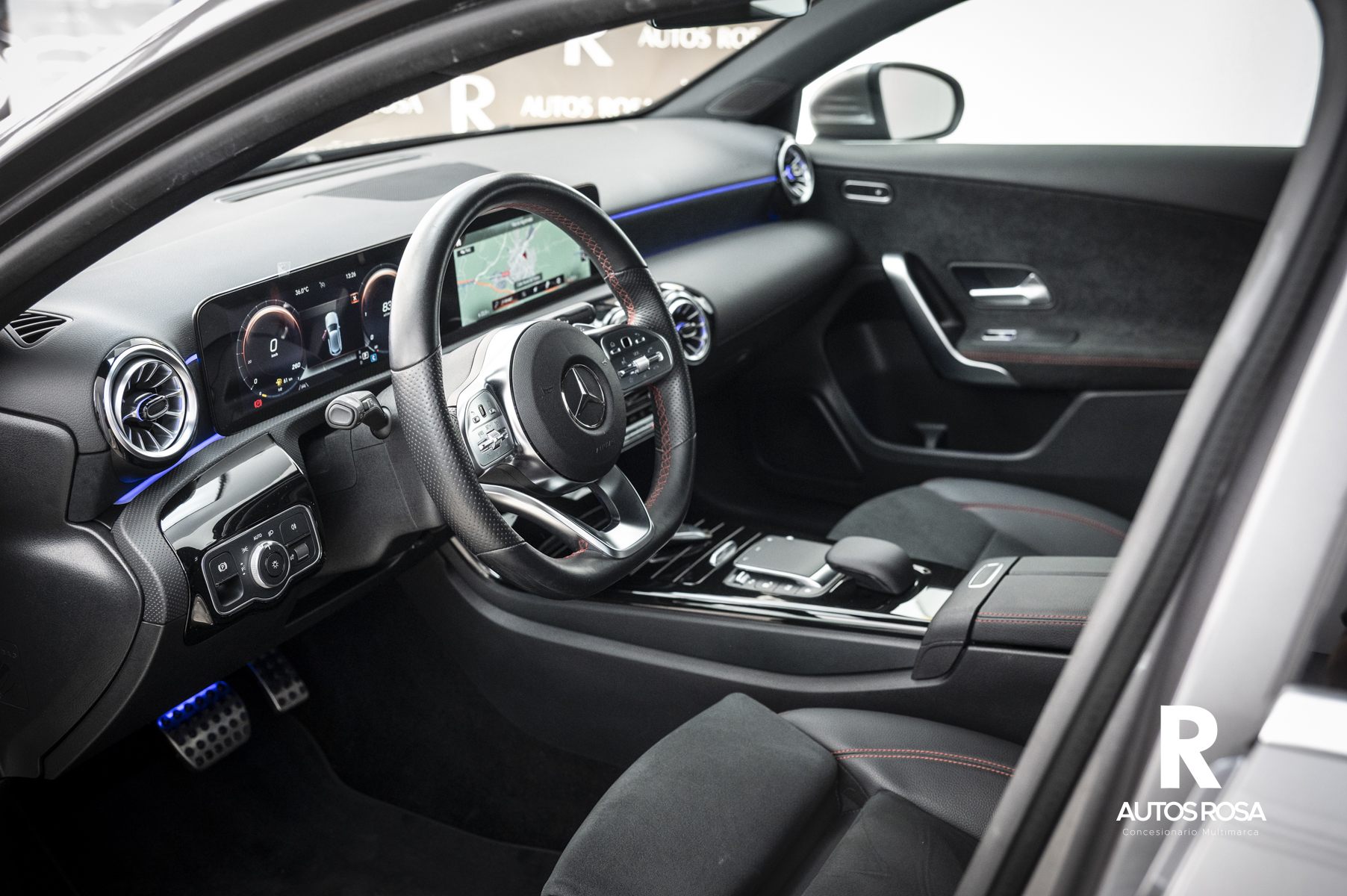 
								MERCEDES-BENZ Clase A A 180 d completo									