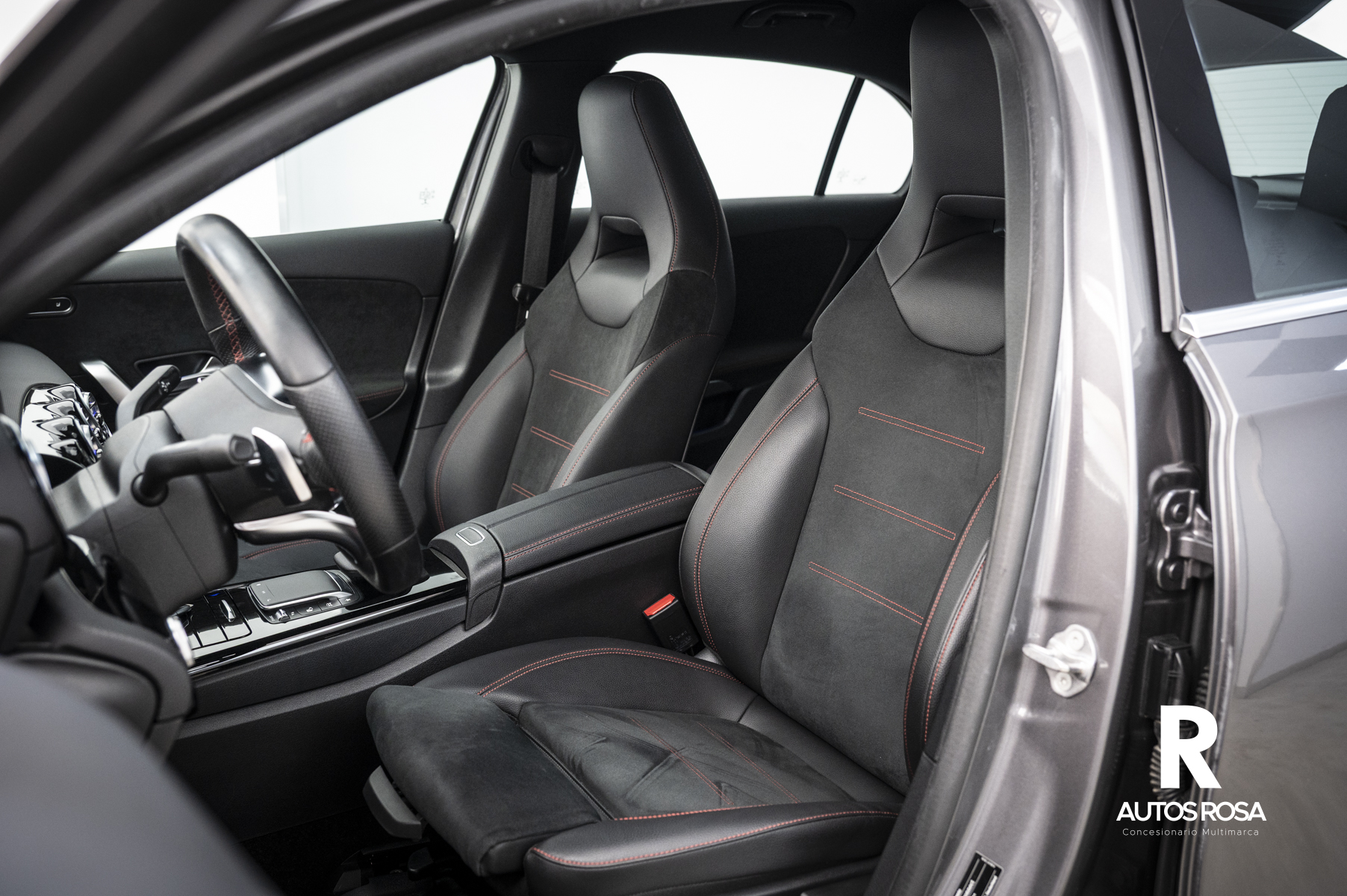 
								MERCEDES-BENZ Clase A A 180 d completo									