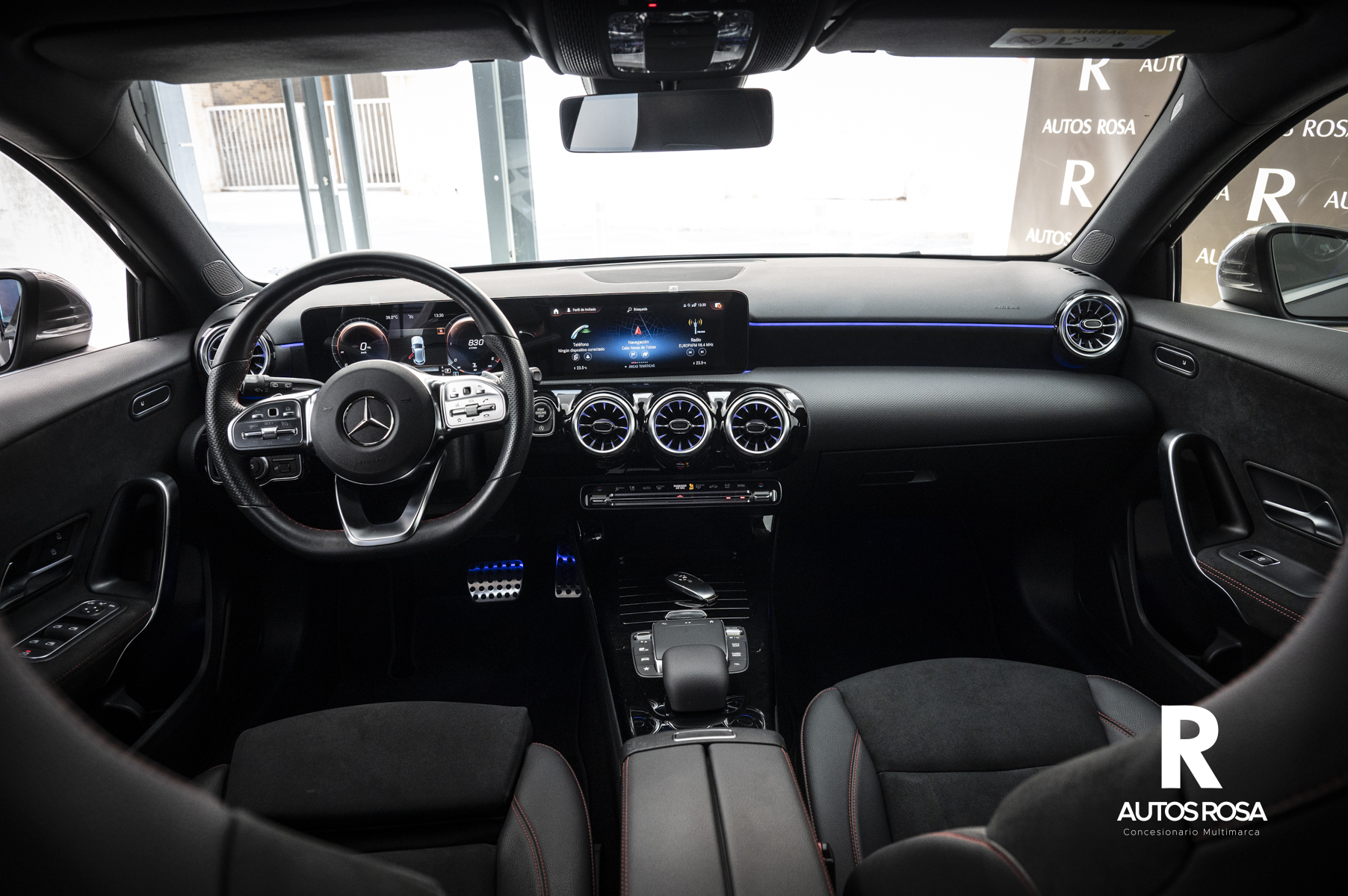 
								MERCEDES-BENZ Clase A A 180 d completo									