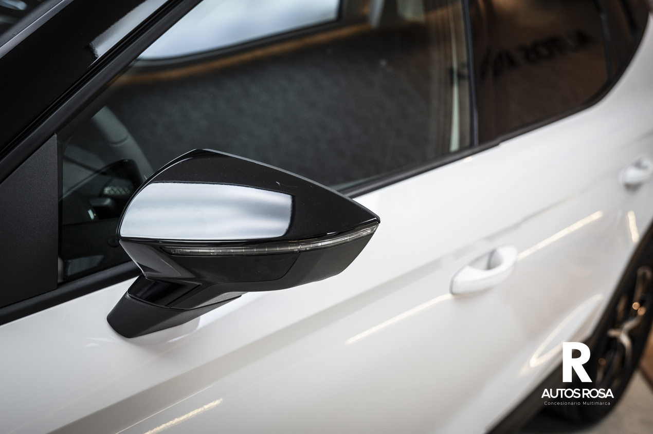
								SEAT ARONA 1.0 TSI 115 CV · STYLE + COMFORT completo									