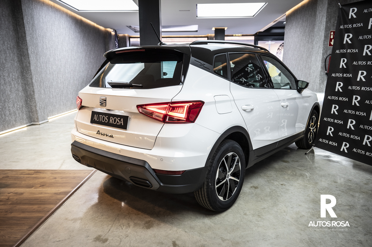 
								SEAT ARONA 1.0 TSI 115 CV · STYLE + COMFORT completo									