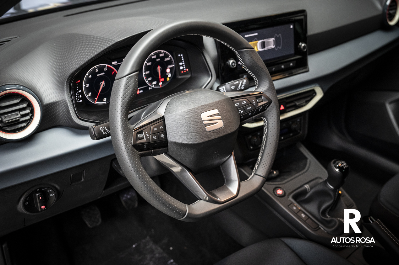 
								SEAT IBIZA 1.0 TSI STYLE + Paquete comfort completo									